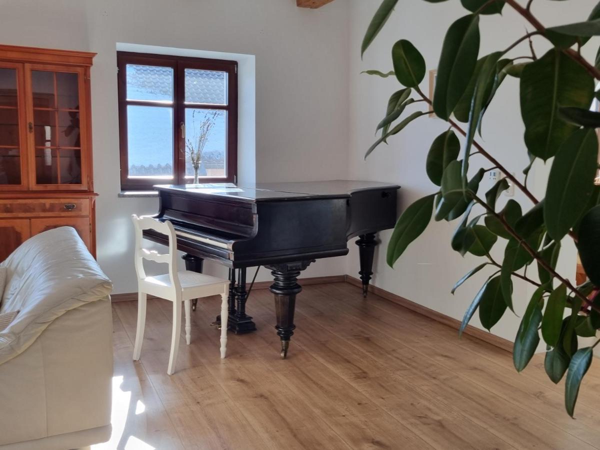 Ferienwohnung Kreuzberg Фрайунг Екстериор снимка
